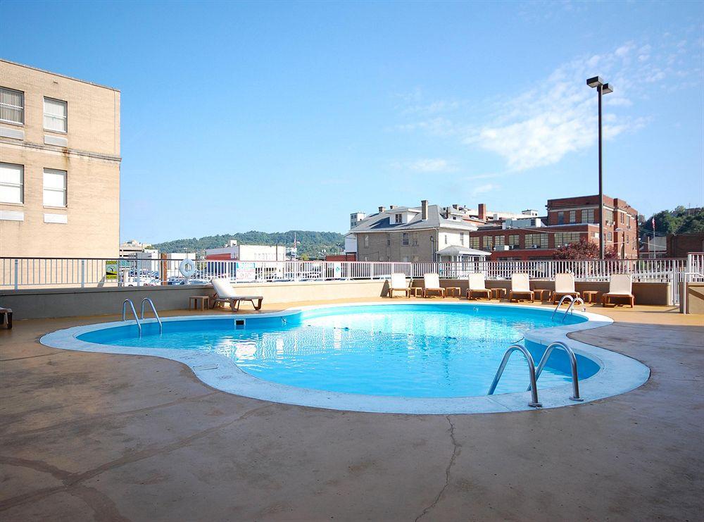 Quality Inn & Suites Charleston - Civic Center Зручності фото