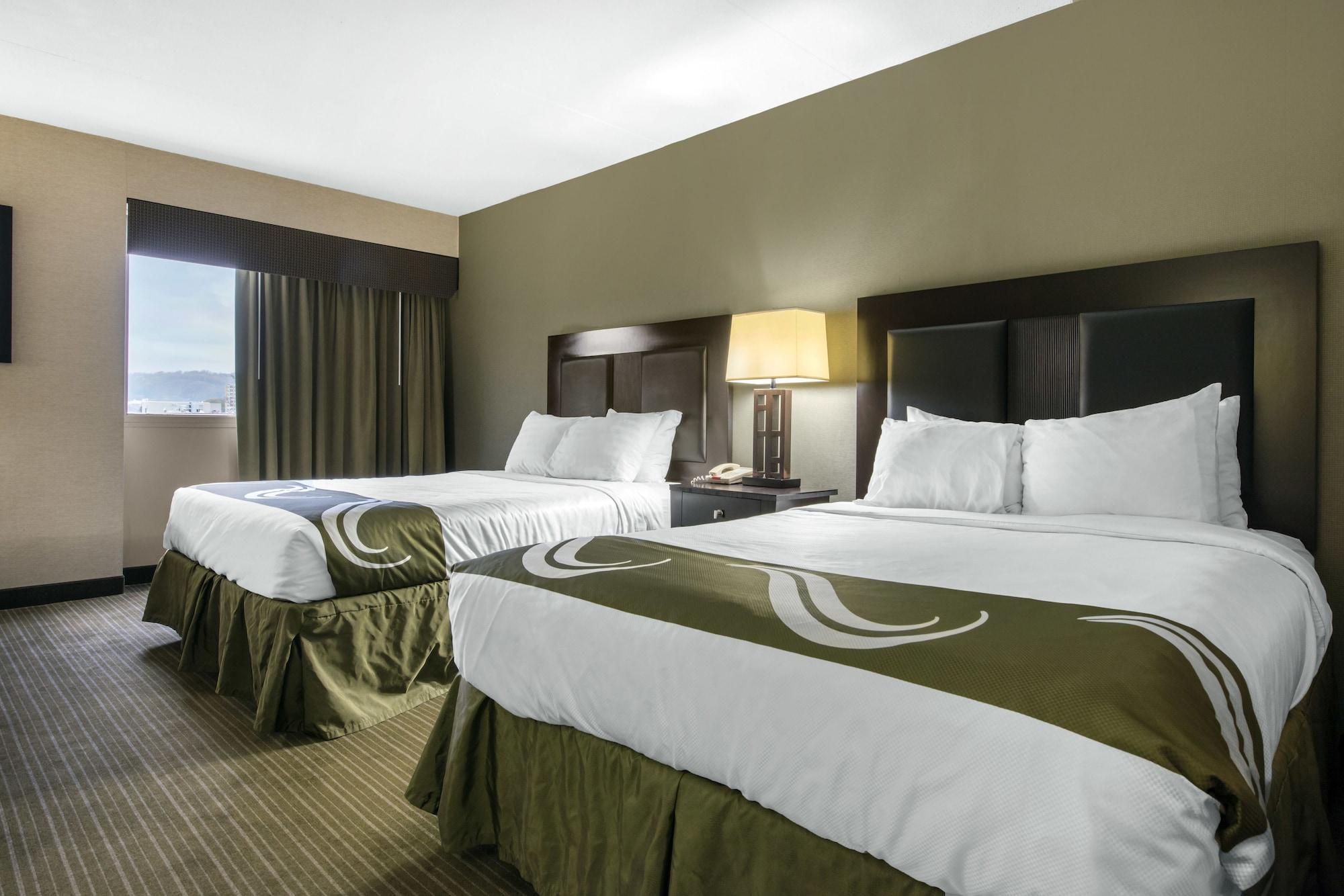 Quality Inn & Suites Charleston - Civic Center Екстер'єр фото