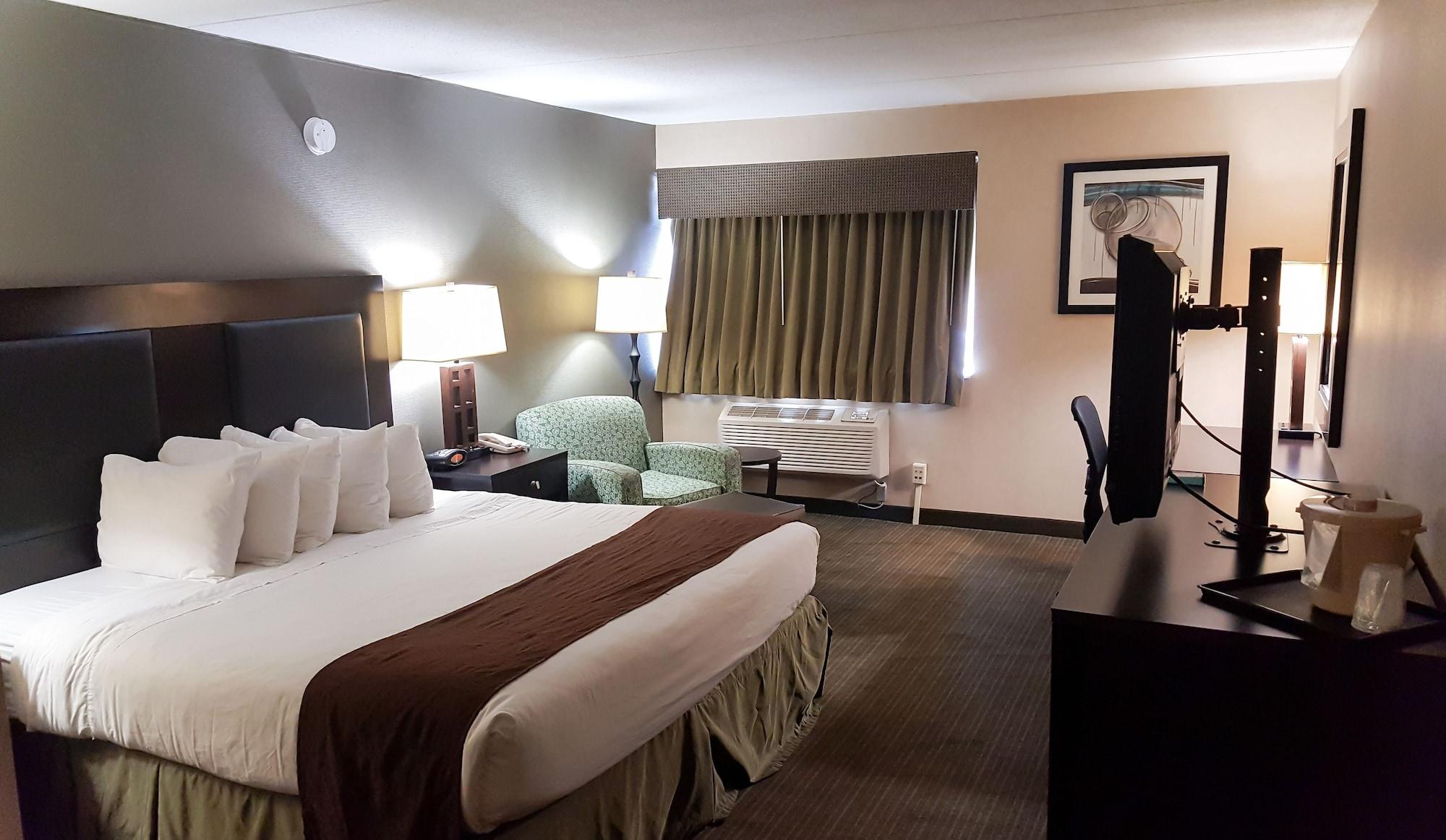 Quality Inn & Suites Charleston - Civic Center Екстер'єр фото