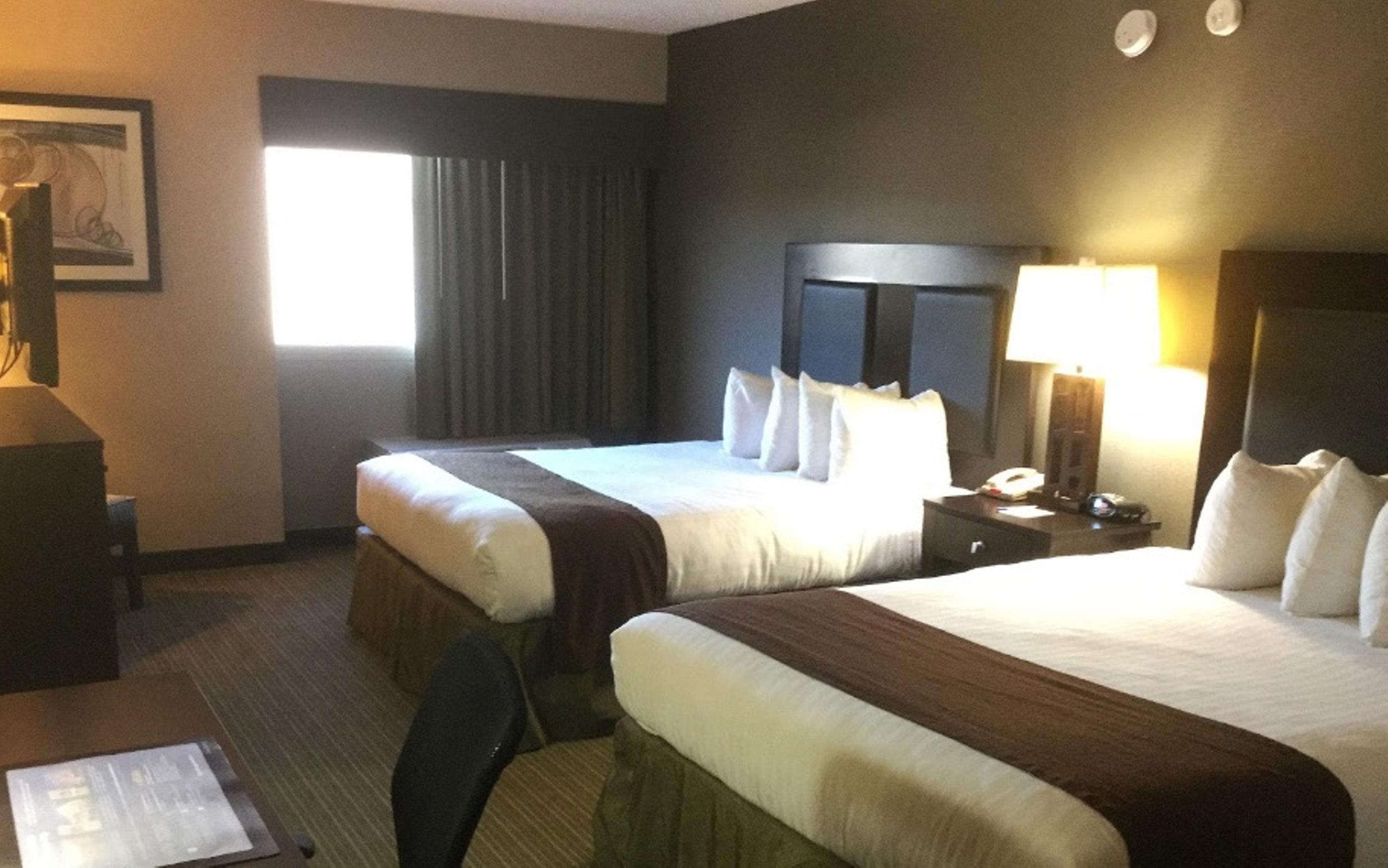 Quality Inn & Suites Charleston - Civic Center Екстер'єр фото