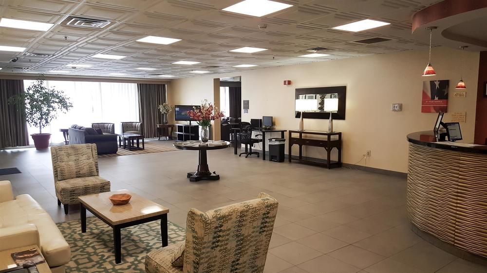 Quality Inn & Suites Charleston - Civic Center Екстер'єр фото