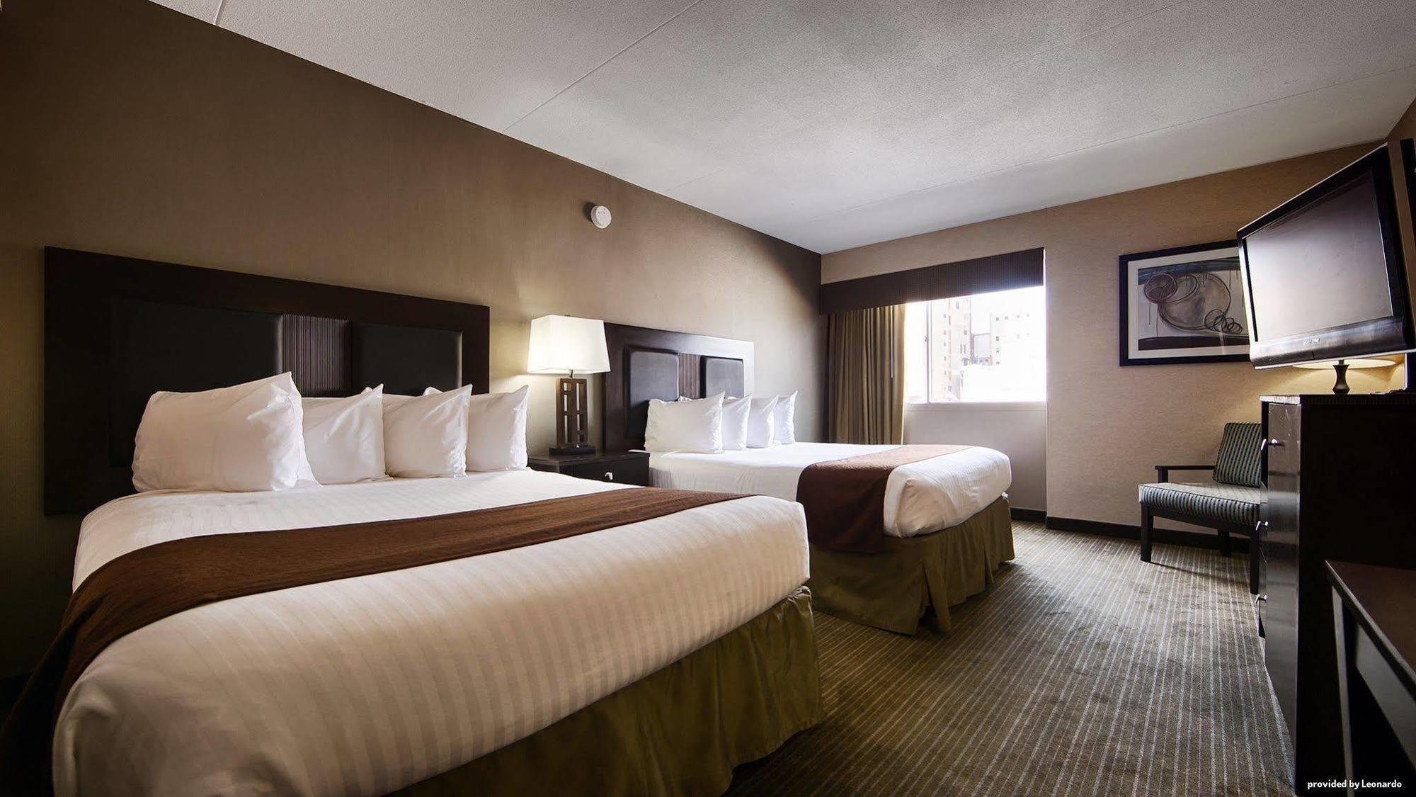 Quality Inn & Suites Charleston - Civic Center Екстер'єр фото